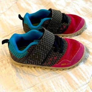 Girls Reebok Nanos